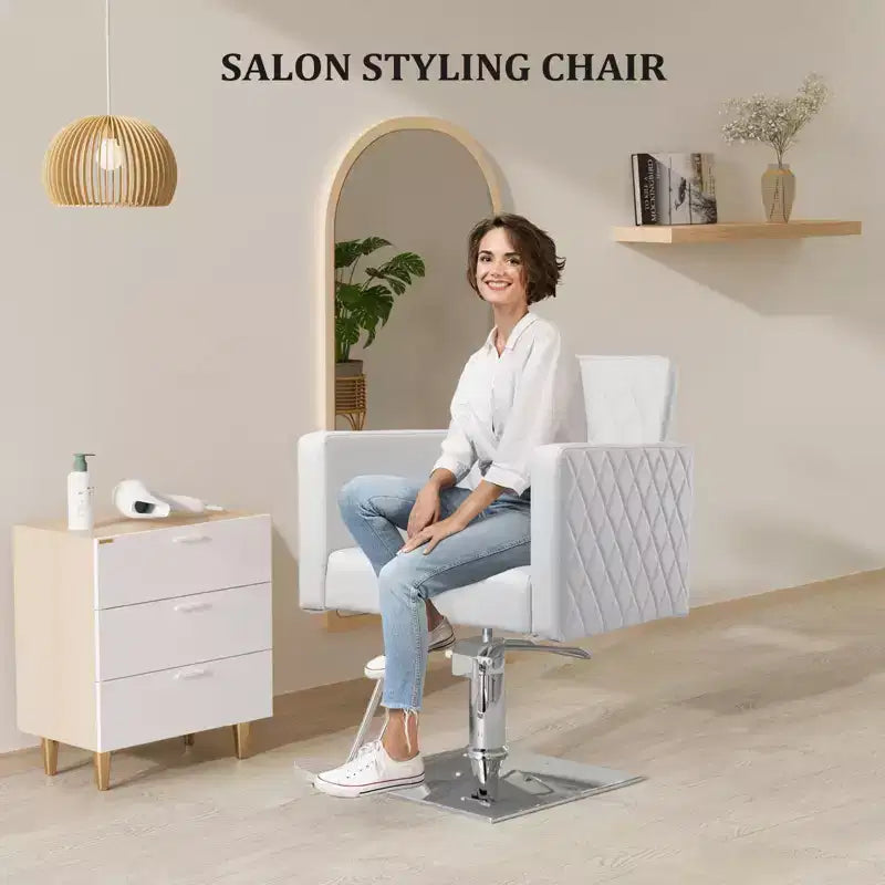 Fauteuil de salon de coiffure professionnel marron avec siège large et hydraulique robuste