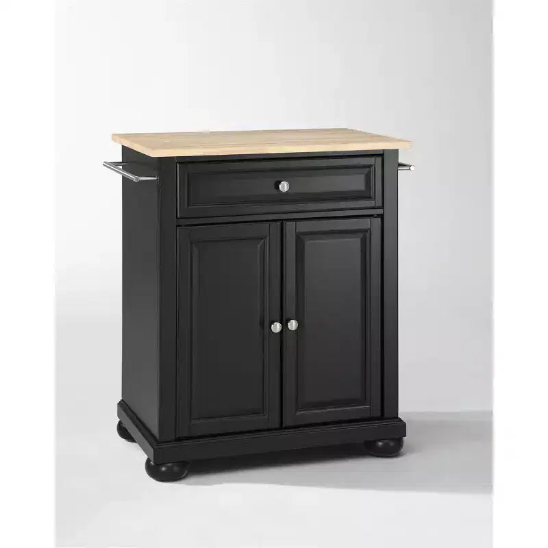 Îlot de cuisine avec porte et étagères